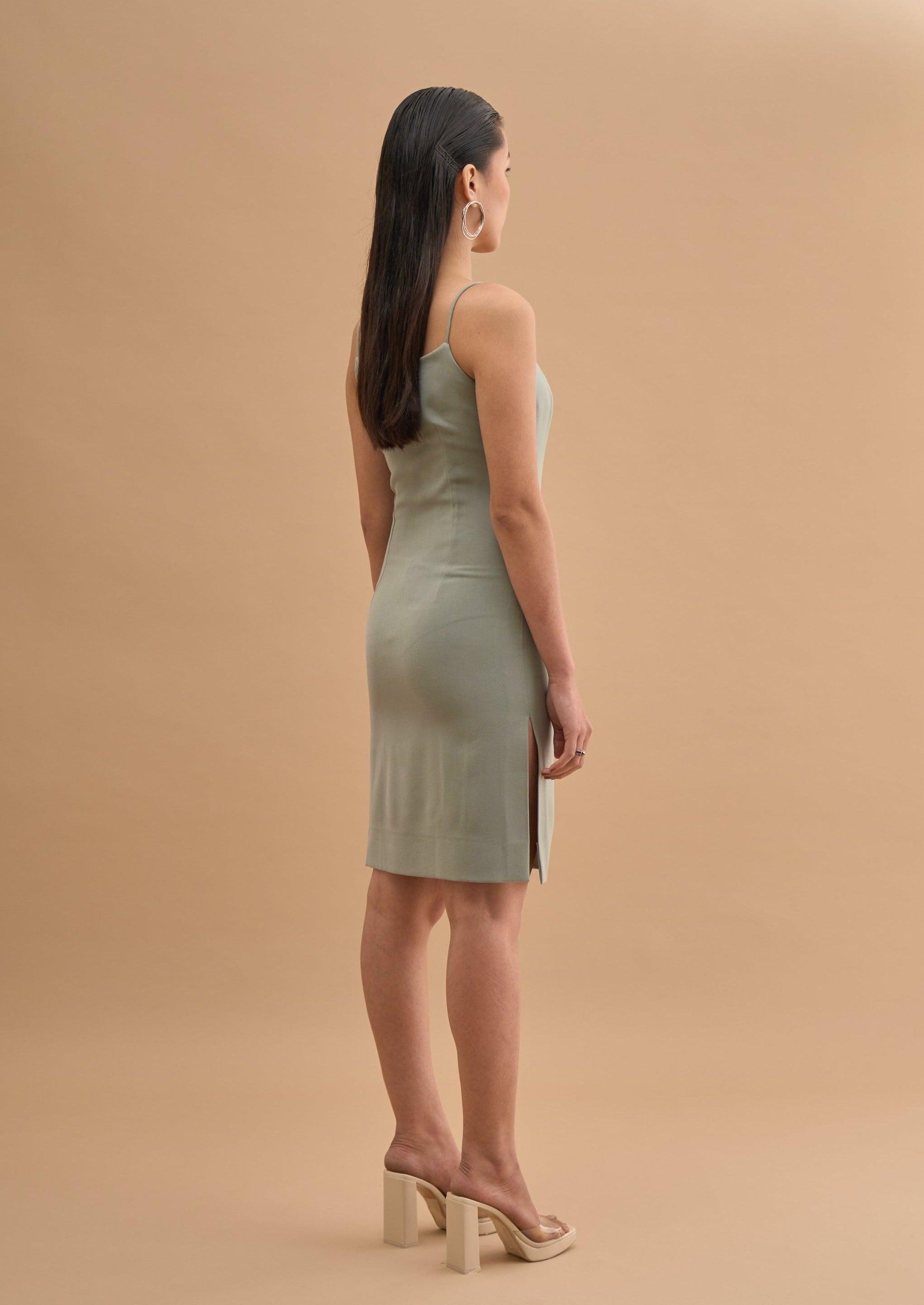 SLIT SIDE SEAM DRESS 